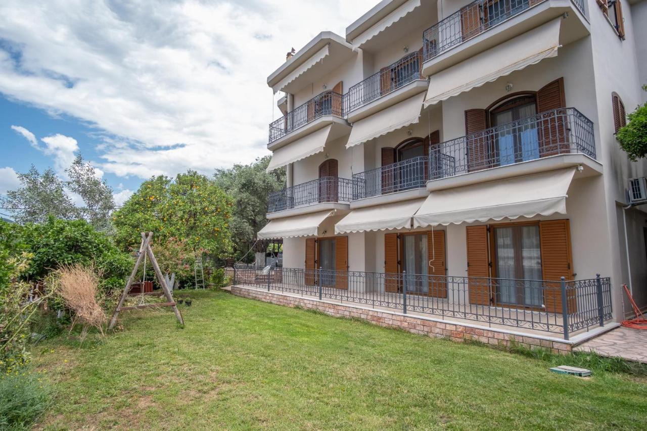 Coral Apartments Parga Exteriör bild